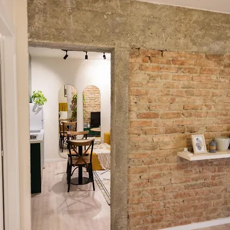 Three Doors Apartments, Kiwi 1+1 Appartement Tirana