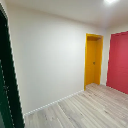 Three Doors Apartments, Kiwi 1+1